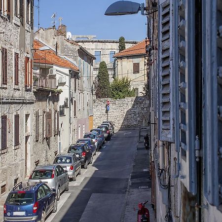 Old Town Apartment 91 Pula Bagian luar foto
